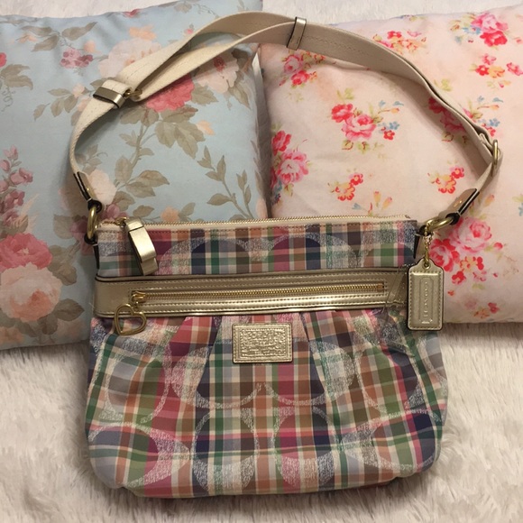 Coach Handbags - [Coach] Poppy Purse